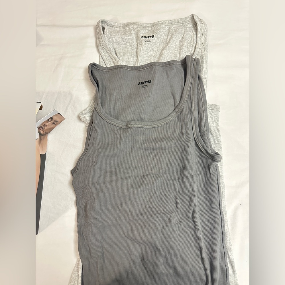 NWT SKIMS Tank Top 2 piece set - Picture 3 of 5